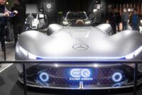 New Mercedes set to invest billions in e-vehicles plants
