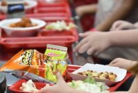 New With no ensured complimentary meals, Kansas City trainees are acquiring thousands in school lunch financial obligation|KCUR