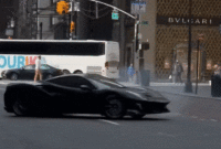 New Reckless Ferrari 488 Driver Does Donuts In The Middle Of NYC’s Fifth Avenue