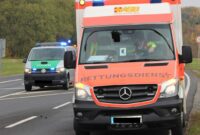 New RTK: He climbed up and took the gems! A kid falls in a crash – – the automobile flees!|news city