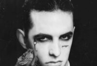 New Achille Lauro, work applauded and talked about