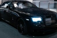 New Russian Instagram design Rolls-Royce Wraith is covered in a million Swarovski crystals