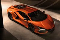New 5 reasons that you (do not) desire a Lamborghini Revuelto
